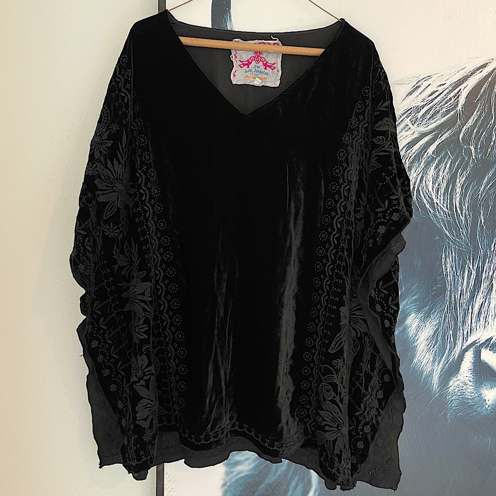 Johnny was black velvet/ black floral stitch top